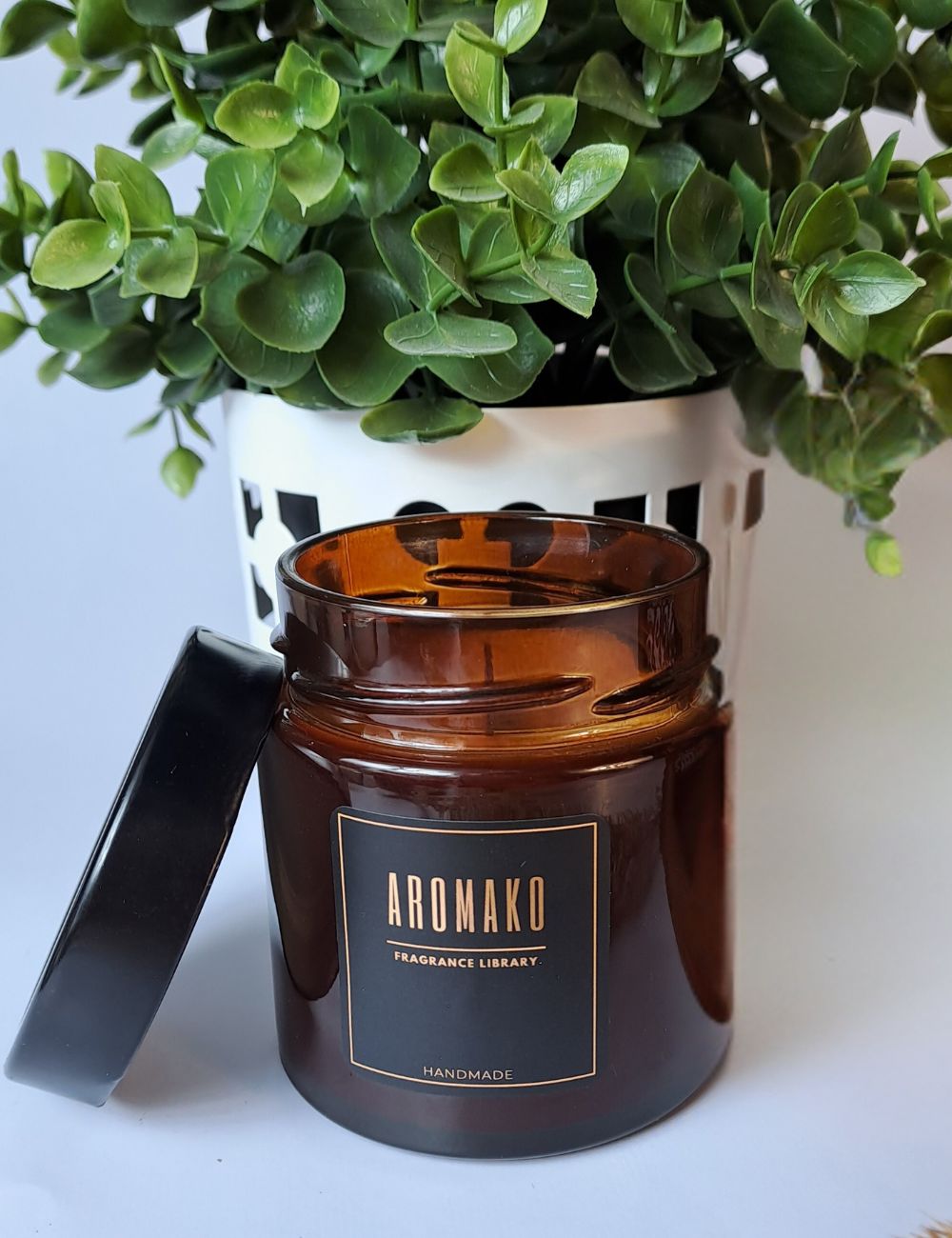 Аромасвеча AromaKo «Апельсин и корица», 200 г